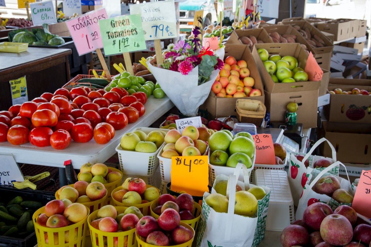 7 Consigli su come gestire le spese durante le festività Natalizie